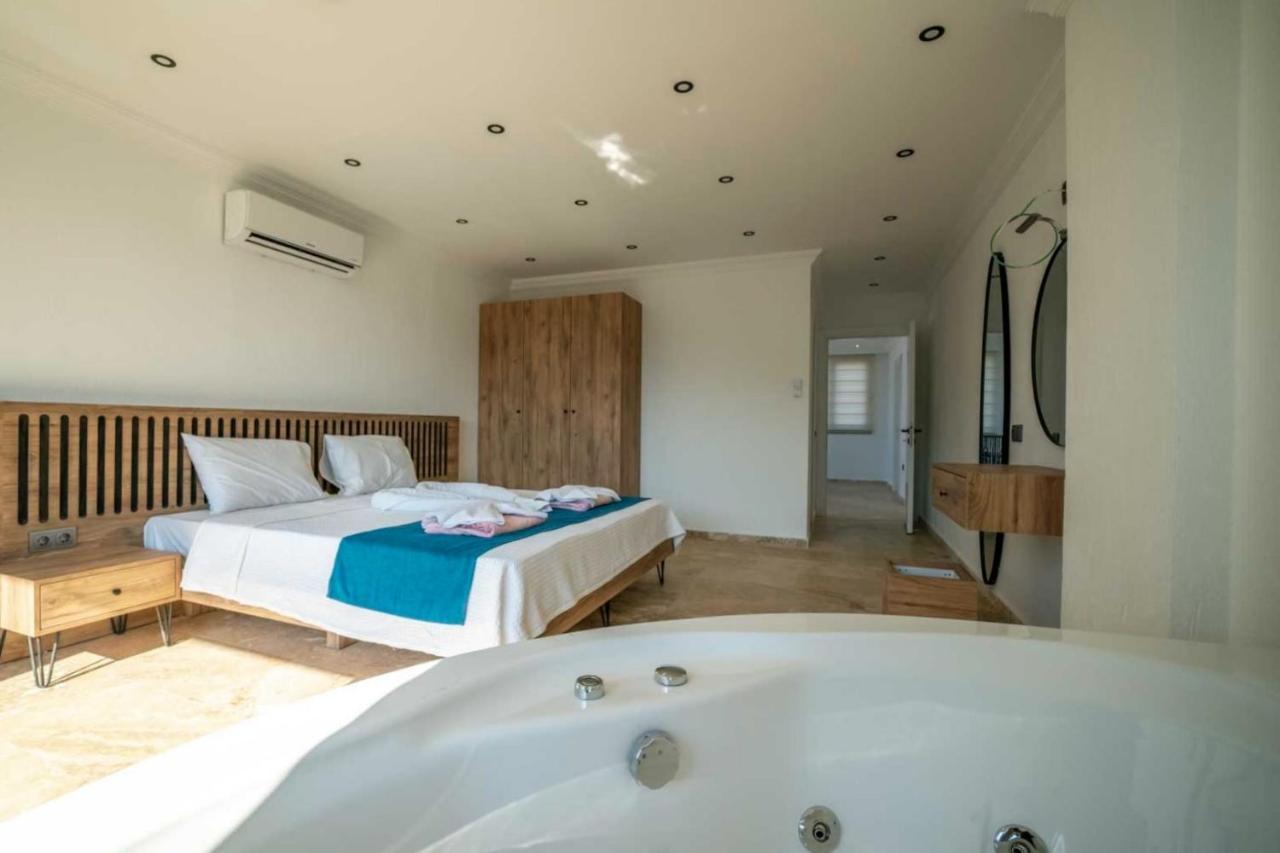 Onat Villa *