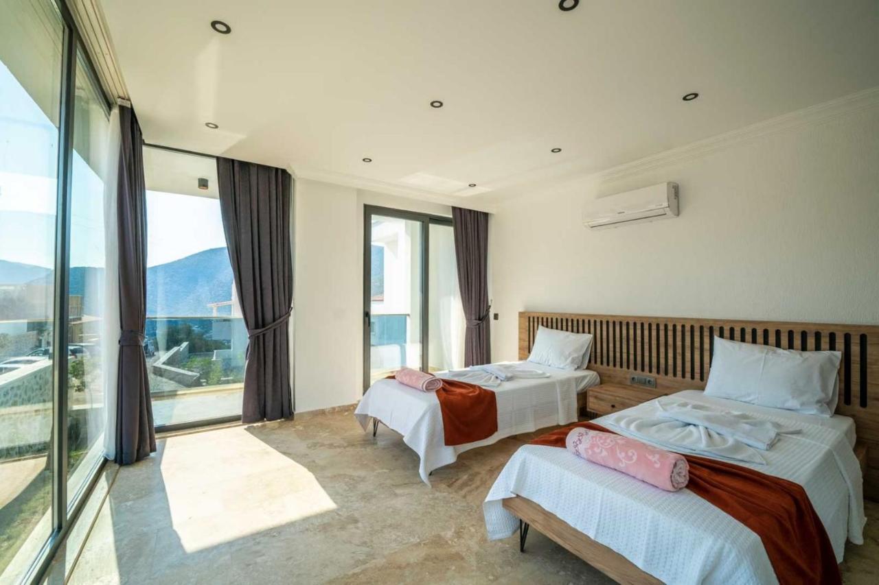 Onat Villa *